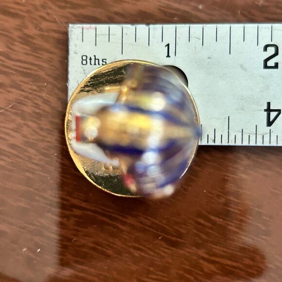 Vintage Egyptian Pharaoh Figurine – Gold & Enamel King Tut Statue – 2.75” Tall - Picture 10 of 10